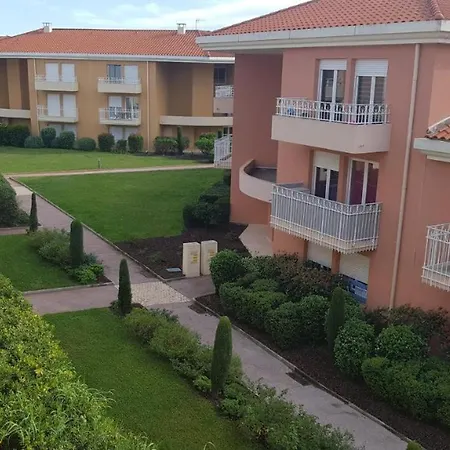 شقة Deux Pieces Climatise A Pied Et Garage *